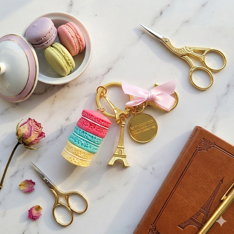 SPECIAL WHOLESALE ! 80 Le Macaron Have a Sweet Day Keychains with Display Stand